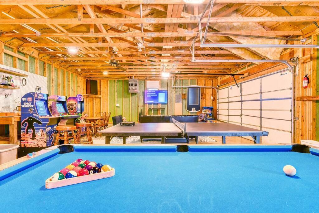 Holiday home Antler Ridge: 3bdr W Hot Tub & Game *