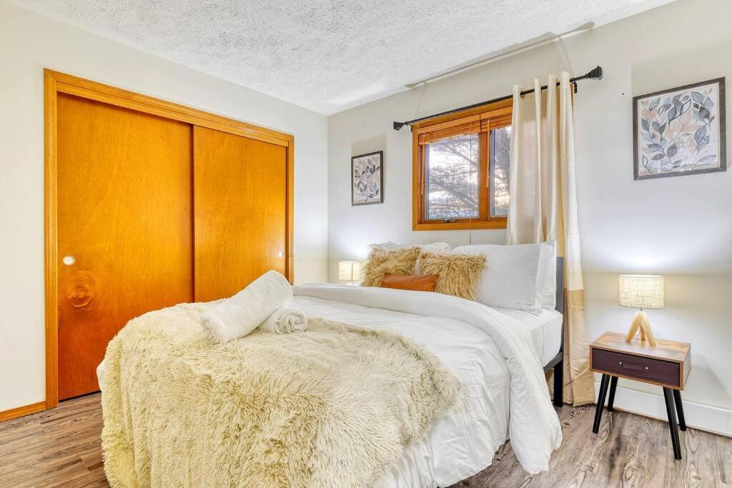 Antler Ridge: 3bdr W Hot Tub & Game Holiday home